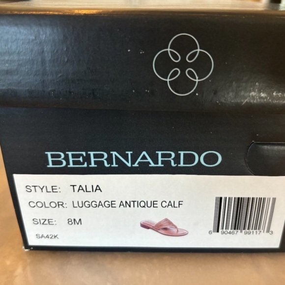 Bernardo Talia Sandals - Picture 3 of 9